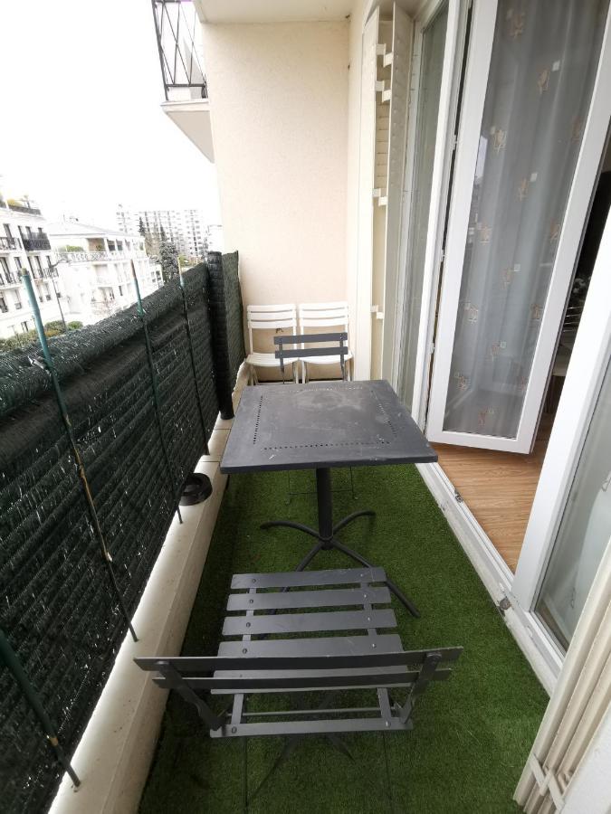 Le Grand Robinson Rer B Lägenhet Le Plessis-Robinson Exteriör bild